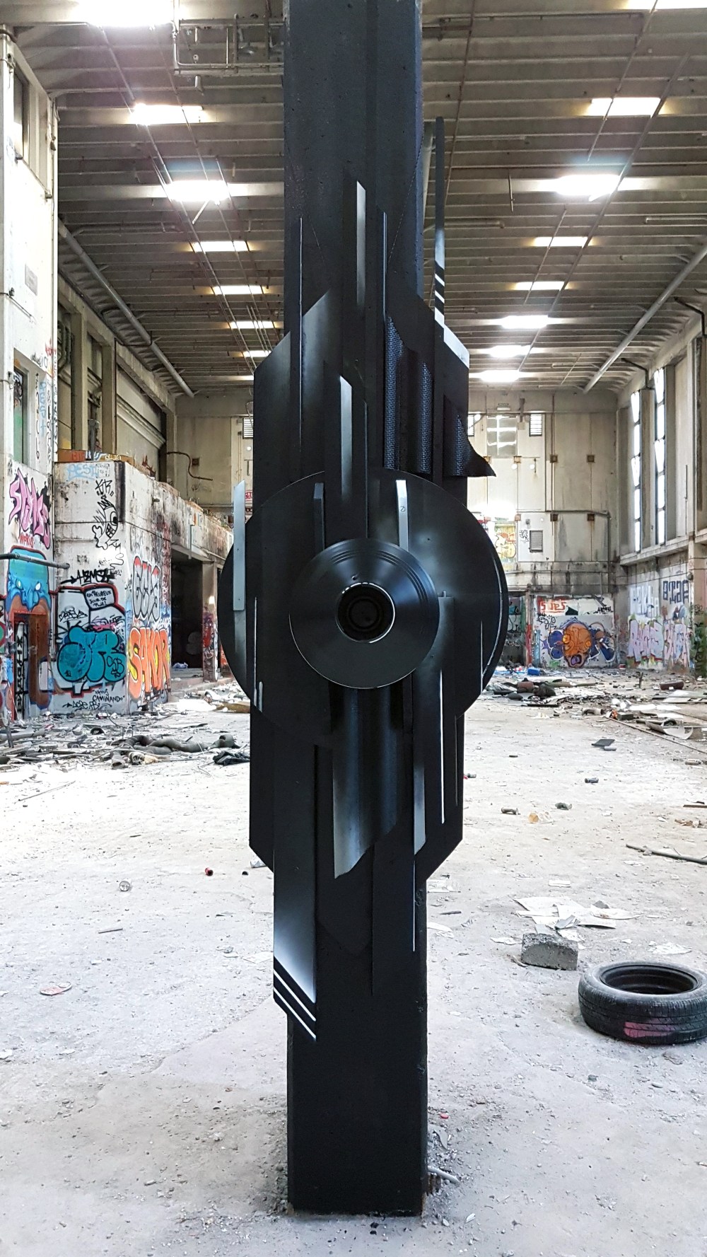 The Guardian URBEX MAGALDI Graffiti Sculpture 2018 - (1)